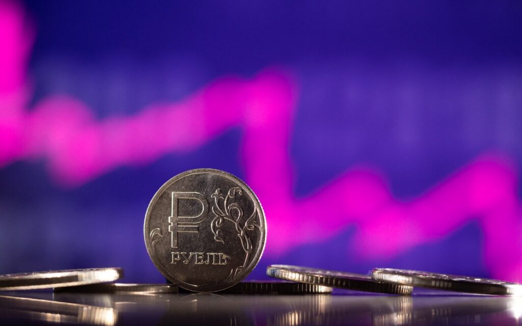 Russia Raises Interest Rates to 12% to Stem Ruble Crisis