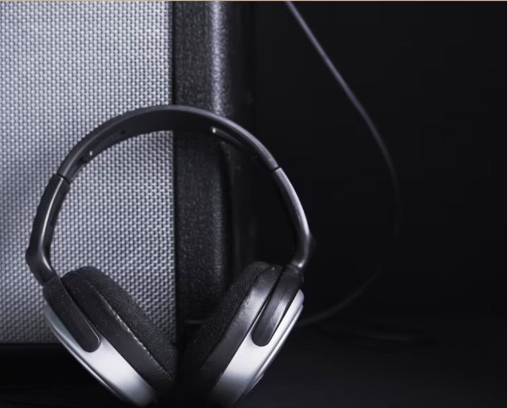Headphones and Speakers for the Perfect Sound Experience