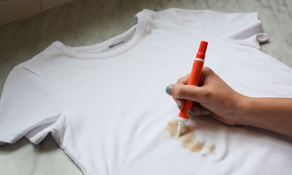 How to Use Tide to Go Pen for Effective Stain Removal