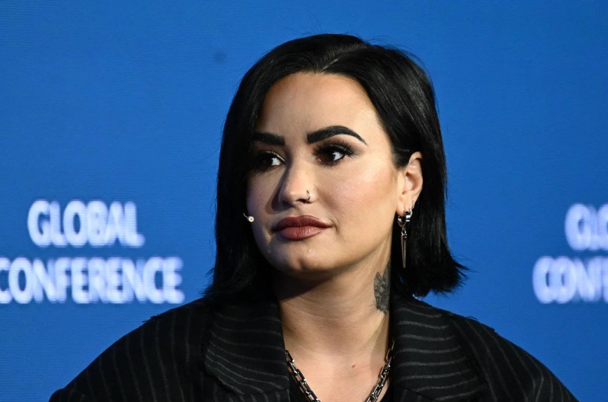 Demi Lovato parts ways with Scooter Braun amid Bieber rumors