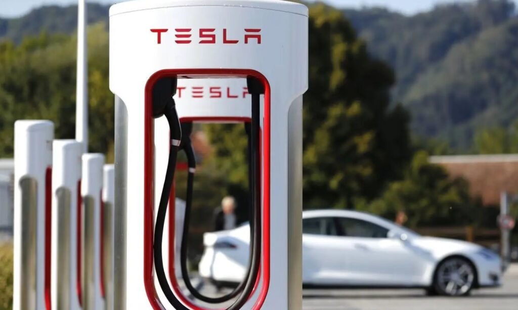 Tesla’s Supercharger Network to Boost Its Revenue by $20 Billion, Analyst Says