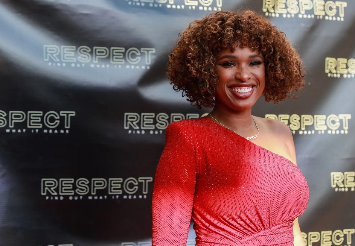 Jennifer Hudson dazzles at Detroit Auto Show Charity Preview Gala