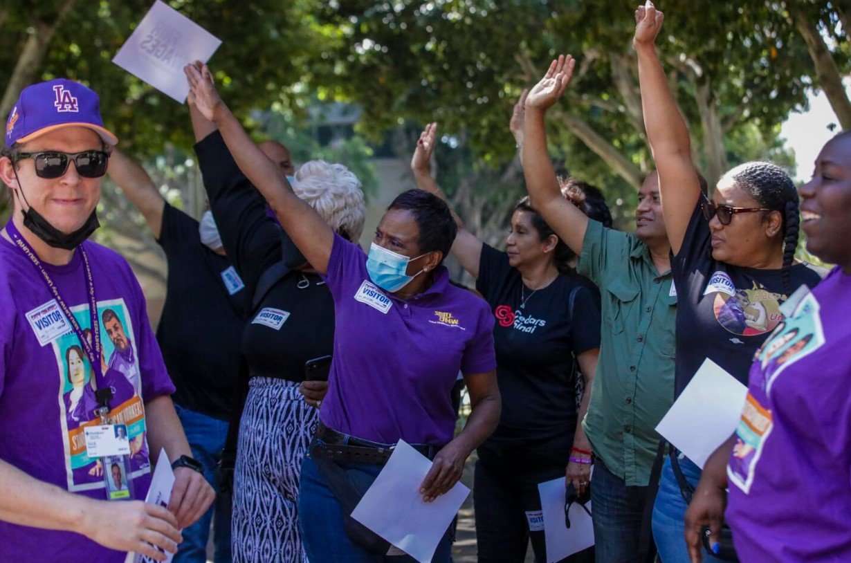 California Health Care Workers to Get $25 Minimum Wage by 2033