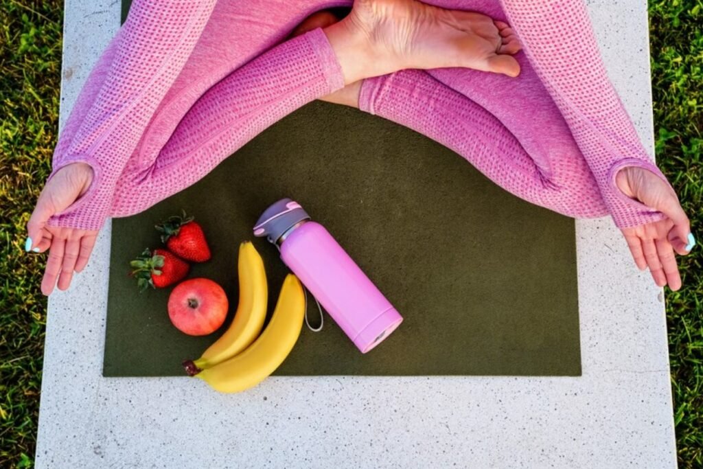 How to Eat Mindfully and Practice Yoga for a Healthy Heart