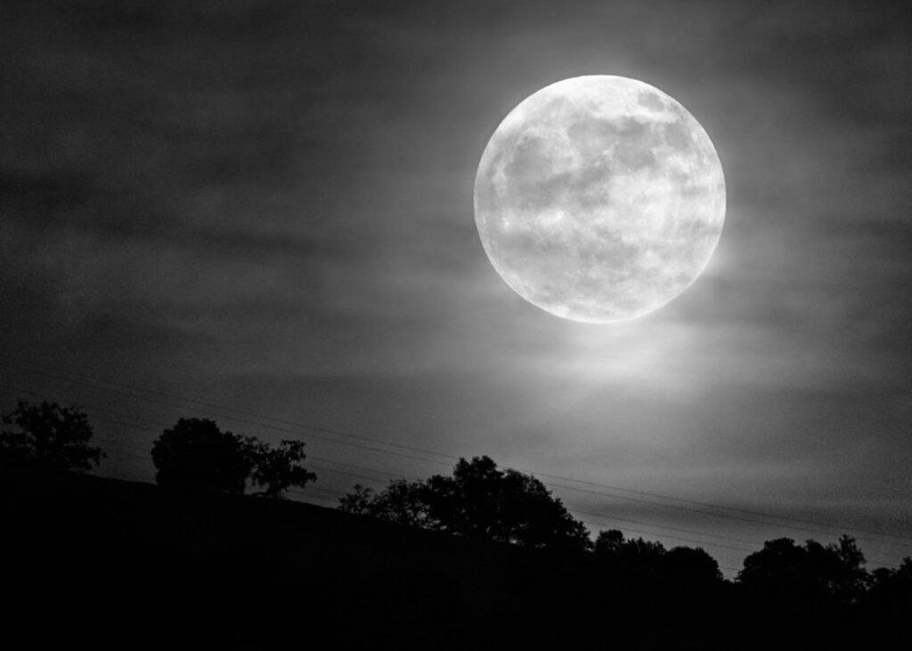 November’s full beaver moon to light up the sky this weekend