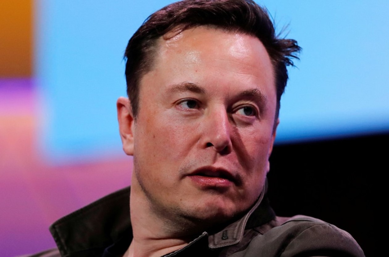 Elon Musk vs Bob Iger: The Battle of the Billionaires Over X