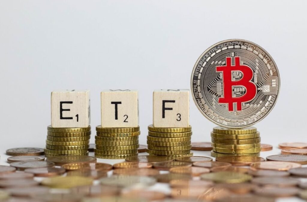Grayscale Refiles for Bitcoin ETF as CEO Steps Down