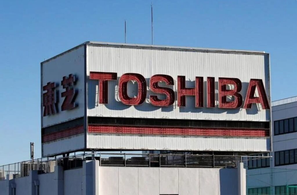 Toshiba bids farewell to Tokyo stock exchange after 74 years