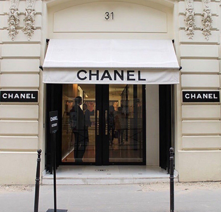 Chanel vs What Goes Around Comes Around: The Battle for Vintage Fashion