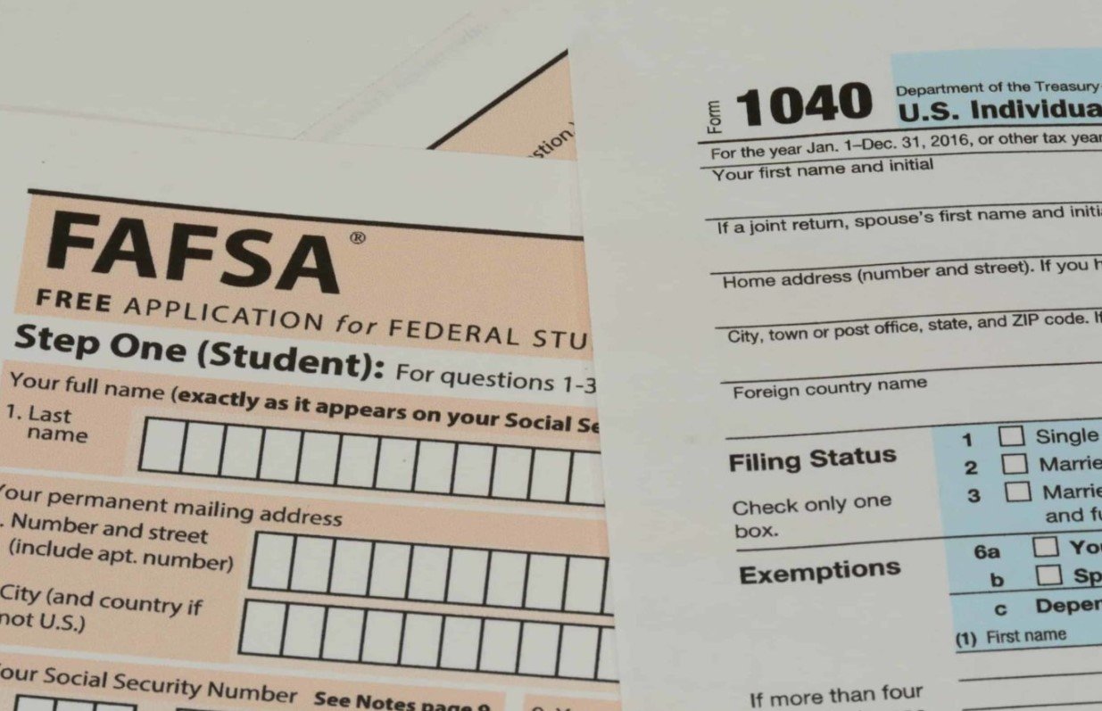 FAFSA Data Delay Disrupts College Planning for Millions of Students