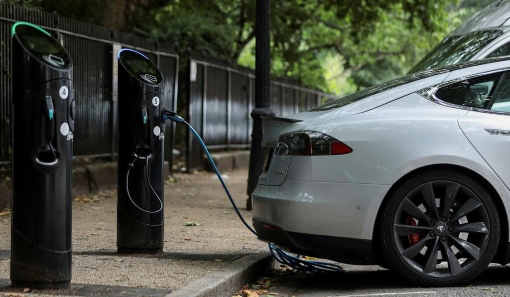 Illinois gets federal boost for electric vehicle charging network